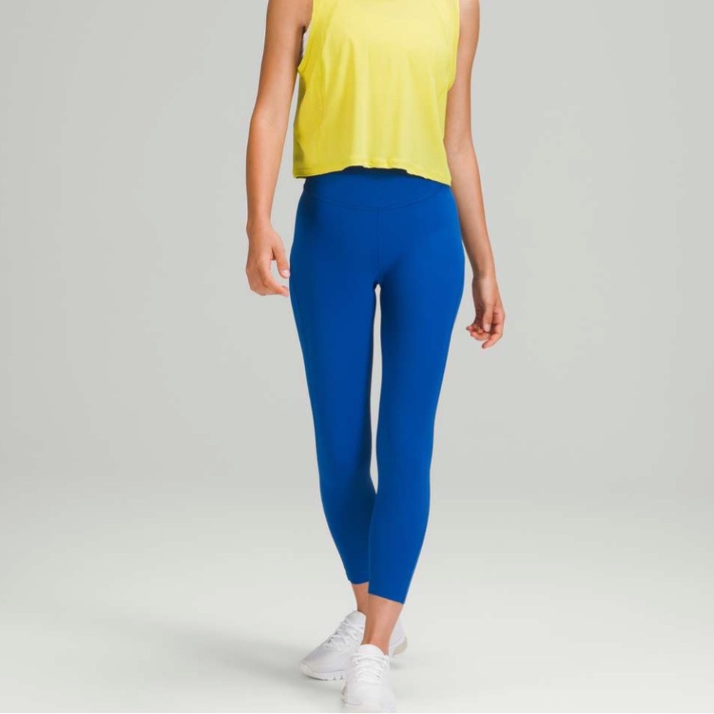 NWOT Lululemon Base Pace HR Tight 25”